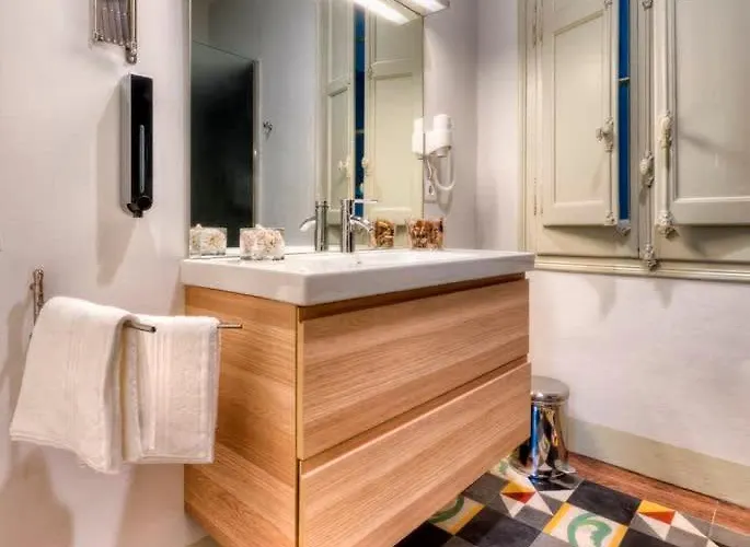 The Collection - Paseo De Gracia Catalan 4bd With Private Terrace