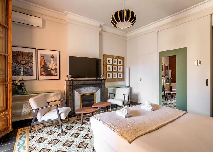 The Collection - Paseo De Gracia Catalan 4bd With Private Terrace